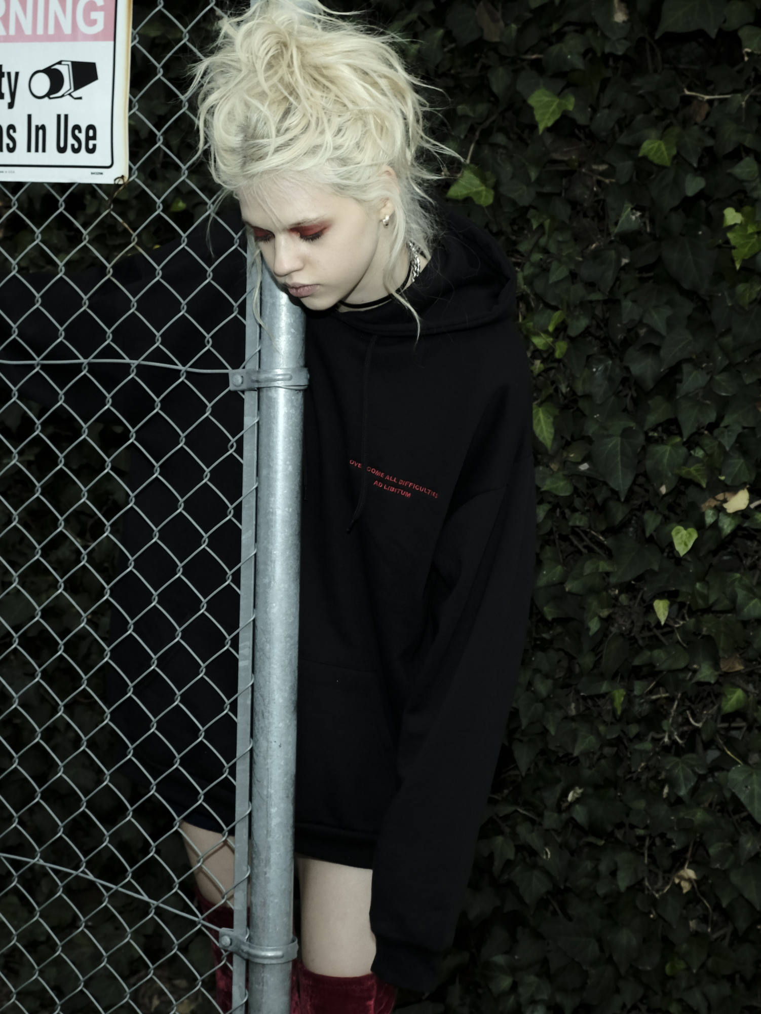 NIL DUE / NIL UN TOKYO ☆ BIG HOODIE パーカー NIL DUE / NIL UN TOKYO - ビッグフーディー - BIG HOODIE / WH