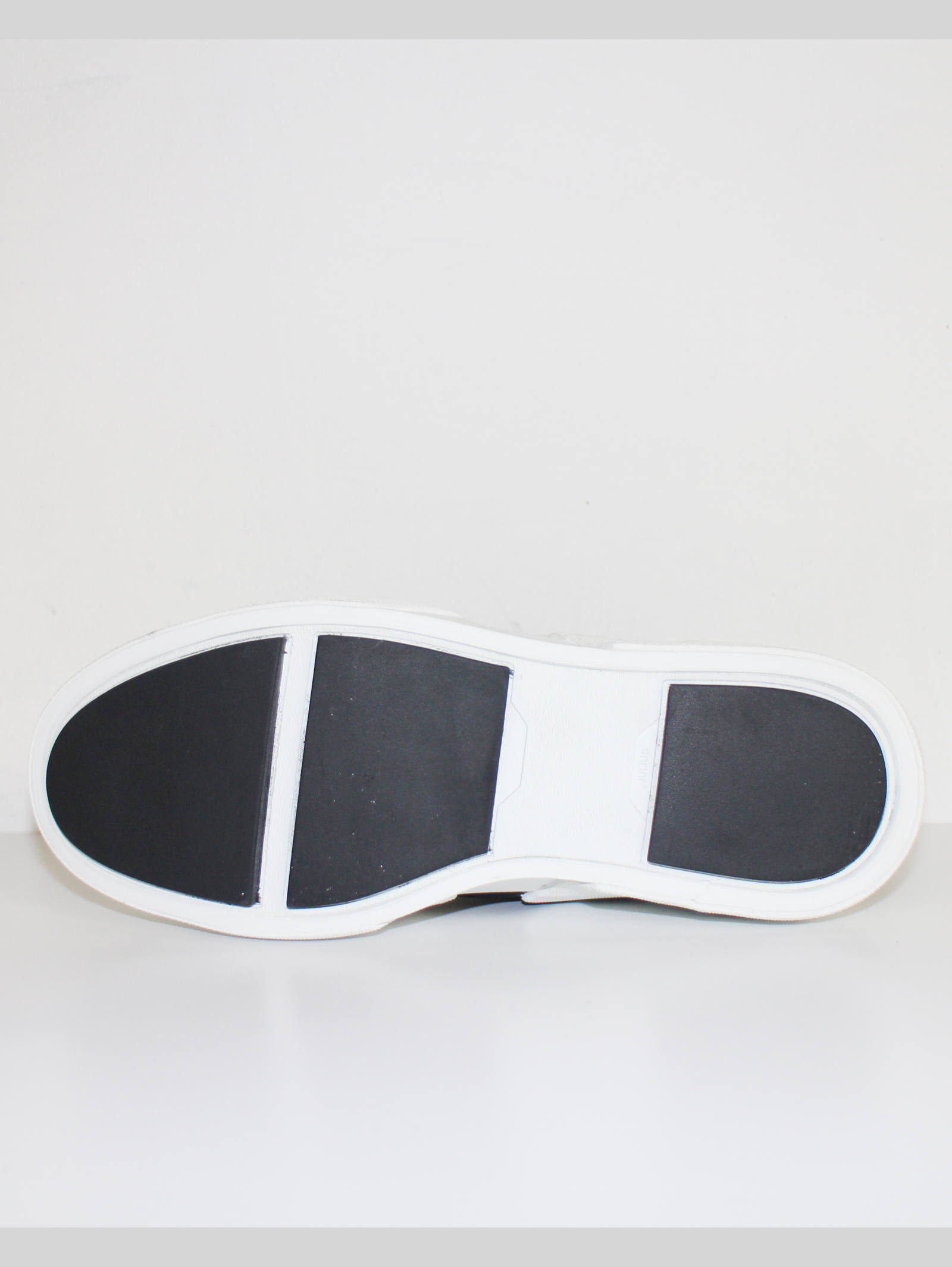 JULIUS - マルチエッジソールスニーカー - MULTI EDGE SOLE