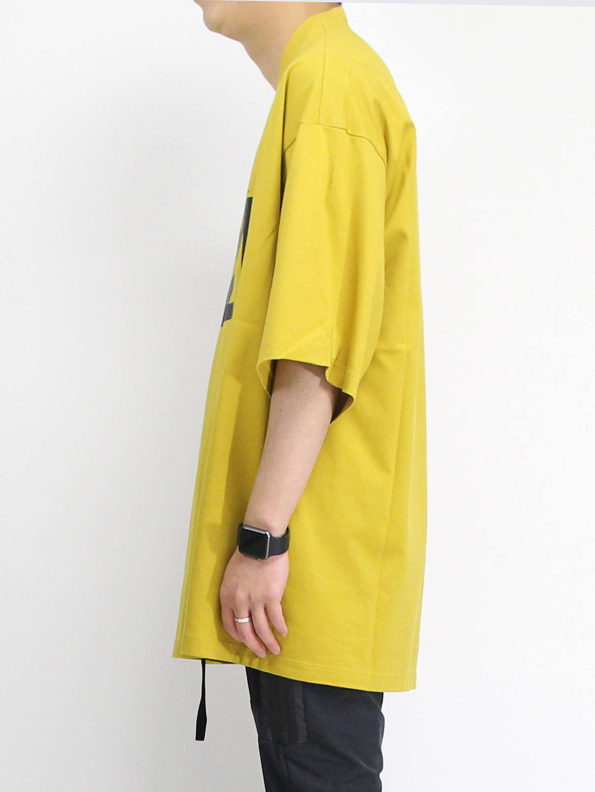 NILoS - ニルズビッグTシャツ - NIL BIG T-SHIRT - MUSTARD | ADDICT 