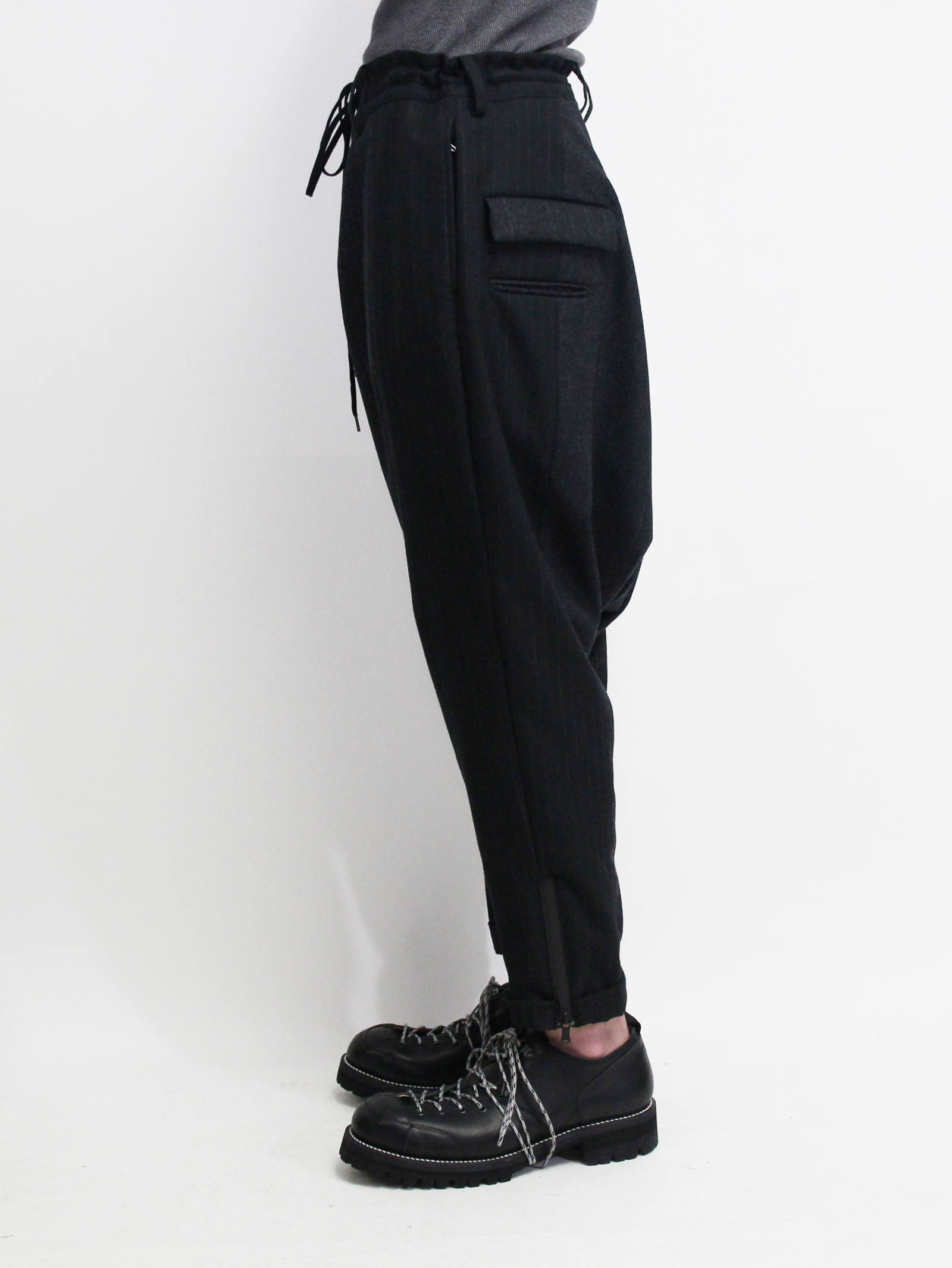 The Viridi-anne　デニム　サルエルパンツ The Viridi-anne - ランダムストライプサルエルパンツ | ADDICT WEB SHOP