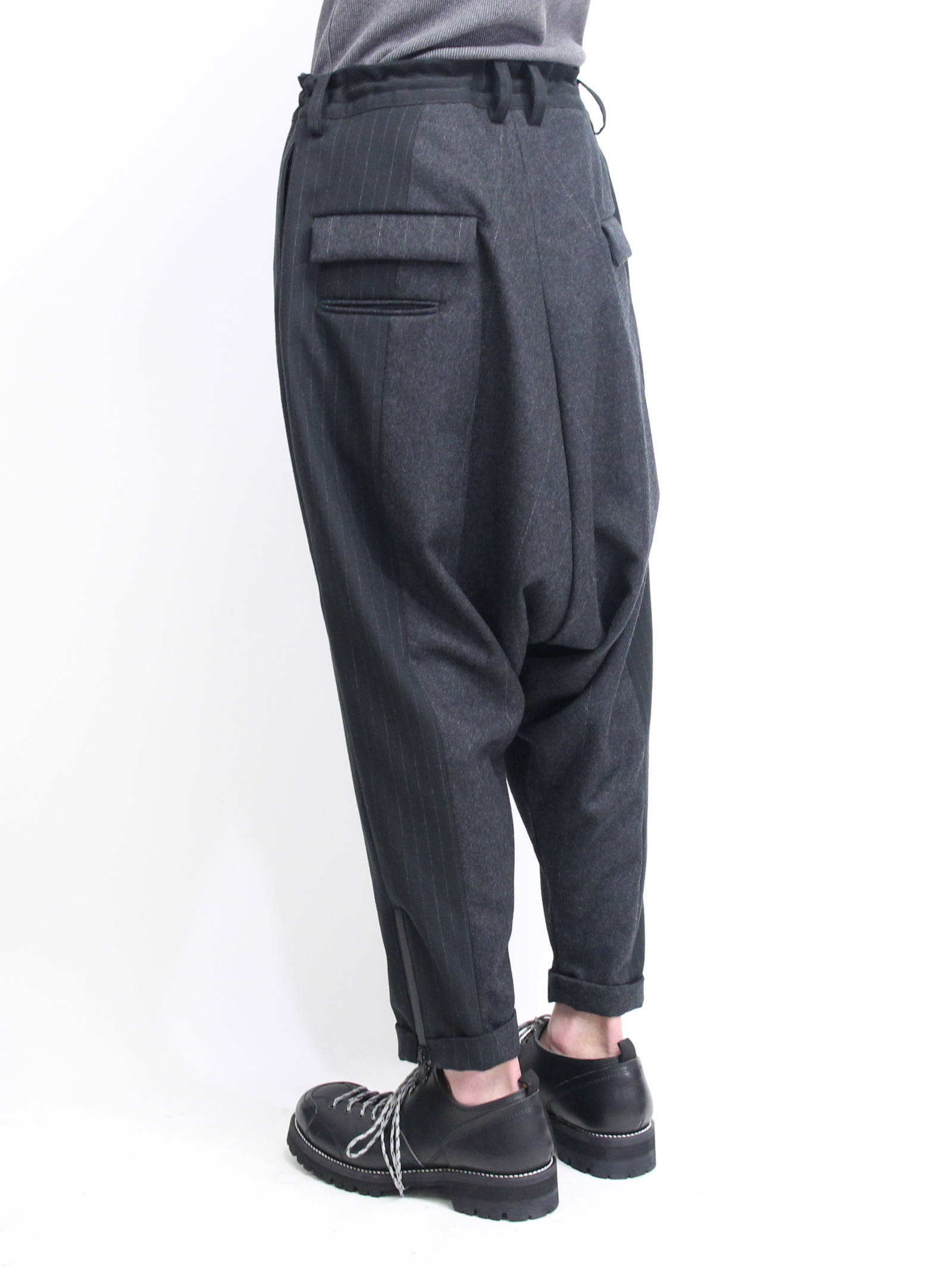 The Viridi-anne - ランダムストライプサルエルパンツ | ADDICT WEB SHOP