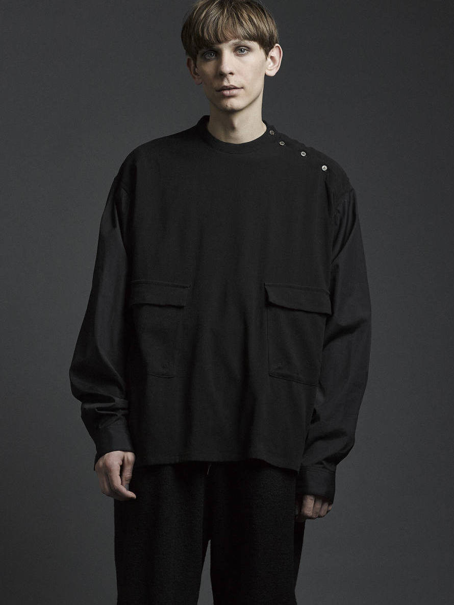 The Viridi-anne 強撚二重織りファスナー半袖シャツ