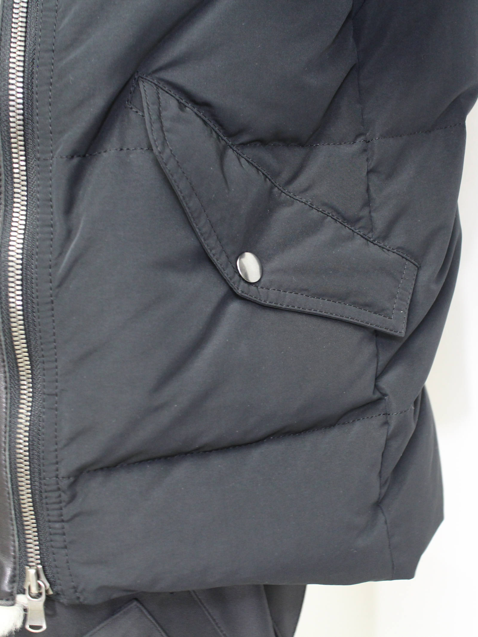 The Viridi-anne - ムートン/ナイロン ダウンジャケット | ADDICT WEB SHOP