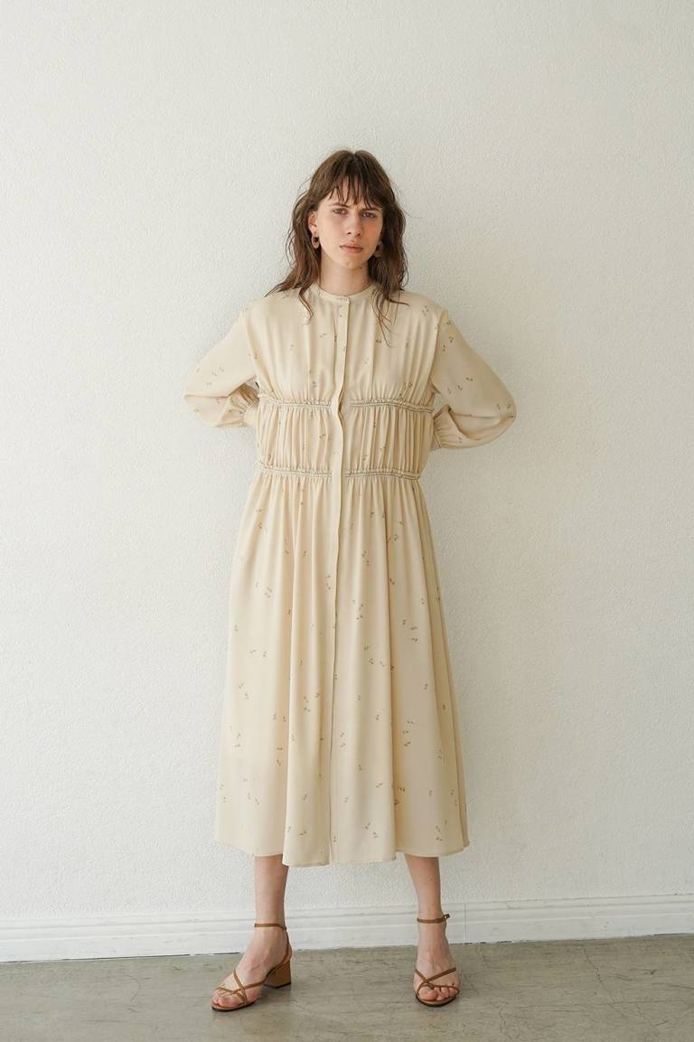Clane フラワーステッチワンピース Sprinkle Flower Stitch One Piece Beige Addict Web Shop