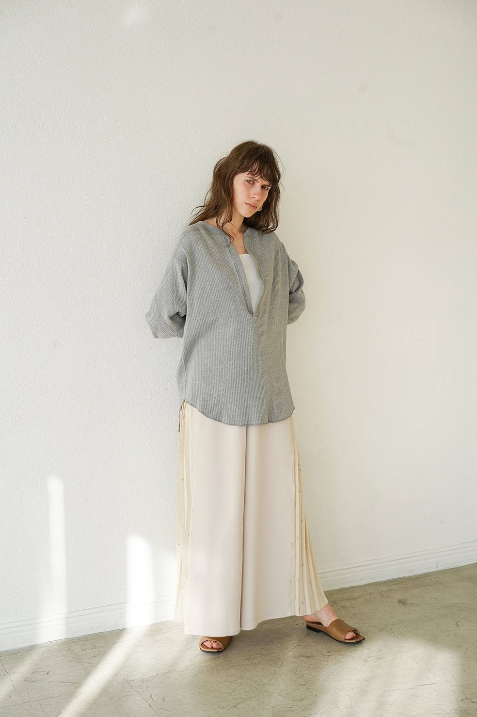 CLANE RIB V NECK TOPS ホワイト1